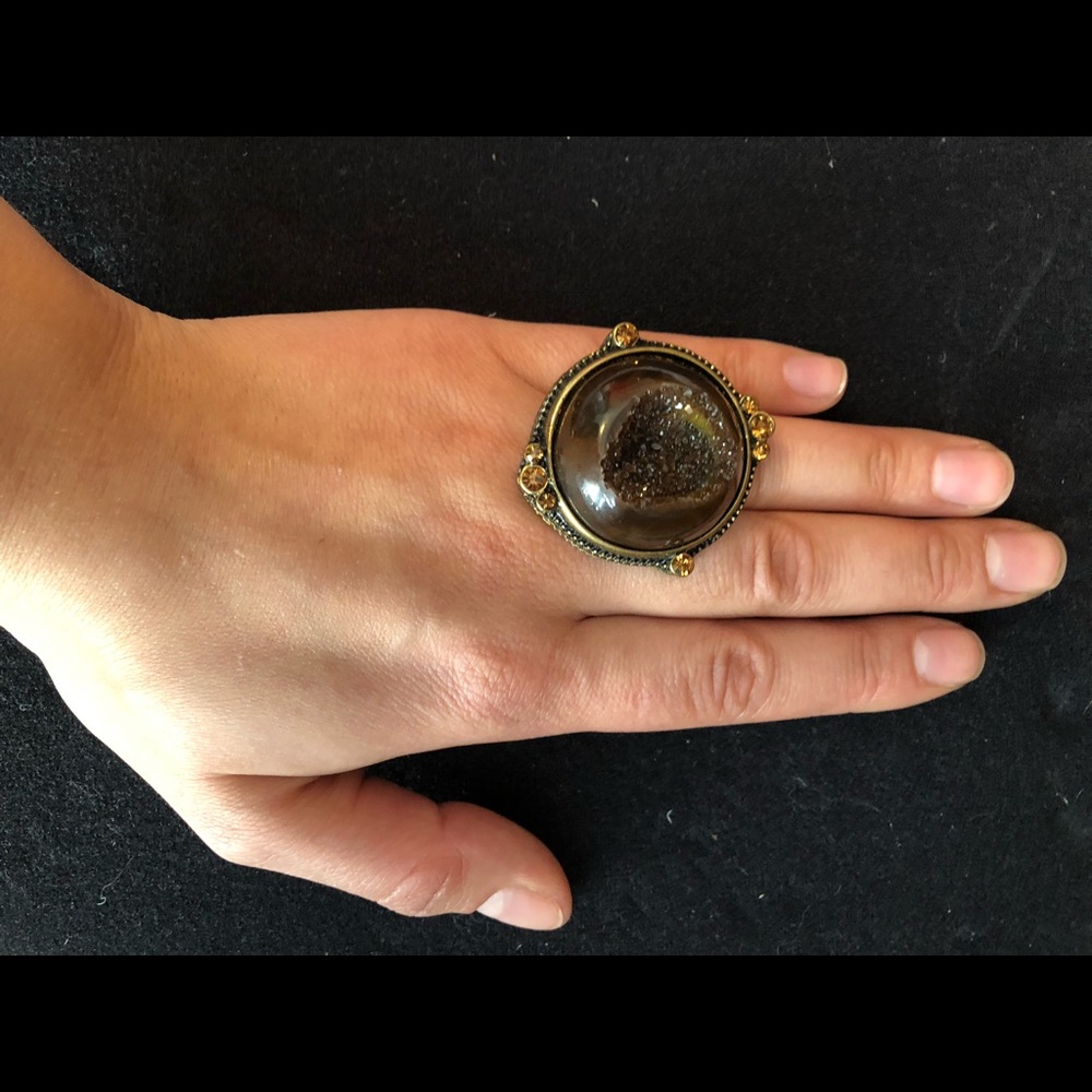 Large statement ring - Picture 3 of 3